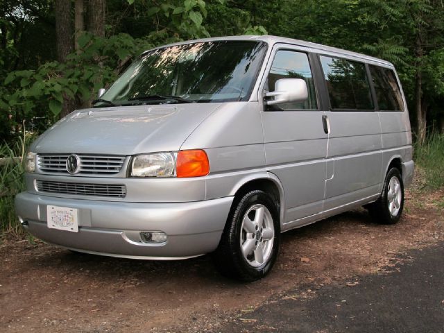 2001 Volkswagen EuroVan FWD 4dr Sport