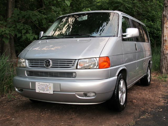 2001 Volkswagen EuroVan FWD 4dr Sport