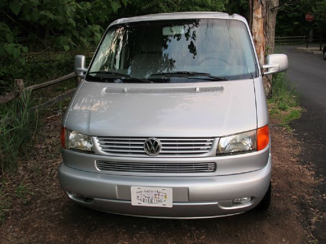 2001 Volkswagen EuroVan FWD 4dr Sport