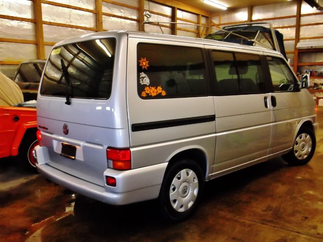 2001 Volkswagen EuroVan Deluxe Sport