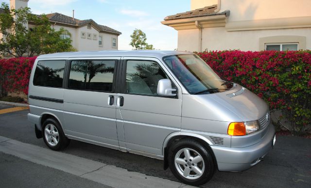 2001 Volkswagen EuroVan FWD 4dr Sport