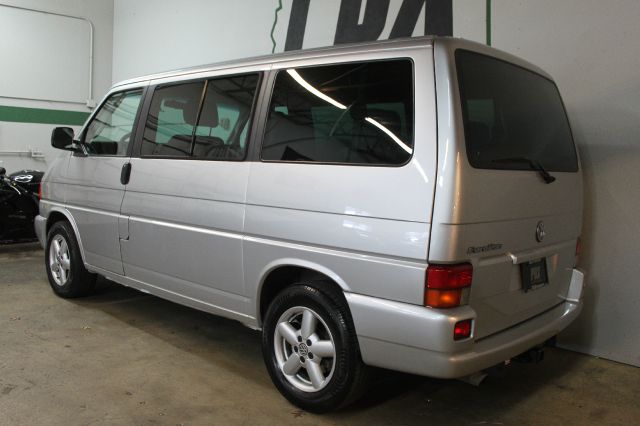 2001 Volkswagen EuroVan FWD 4dr Sport