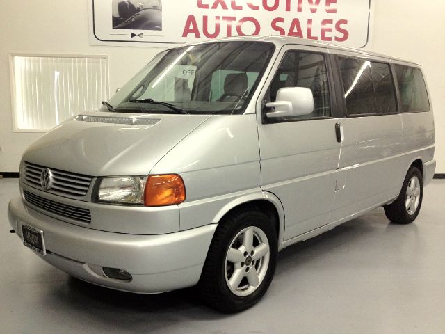 2002 Volkswagen EuroVan FWD 4dr Sport