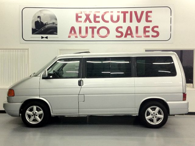 2002 Volkswagen EuroVan FWD 4dr Sport