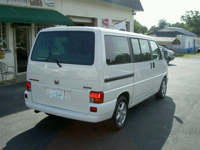 2002 Volkswagen EuroVan Deluxe Sport