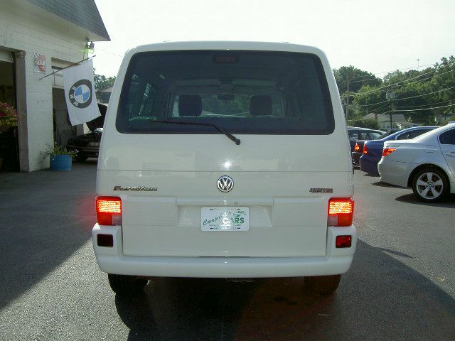 2002 Volkswagen EuroVan Deluxe Sport