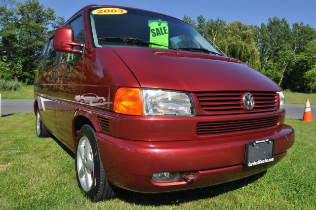 2003 Volkswagen EuroVan Deluxe Sport