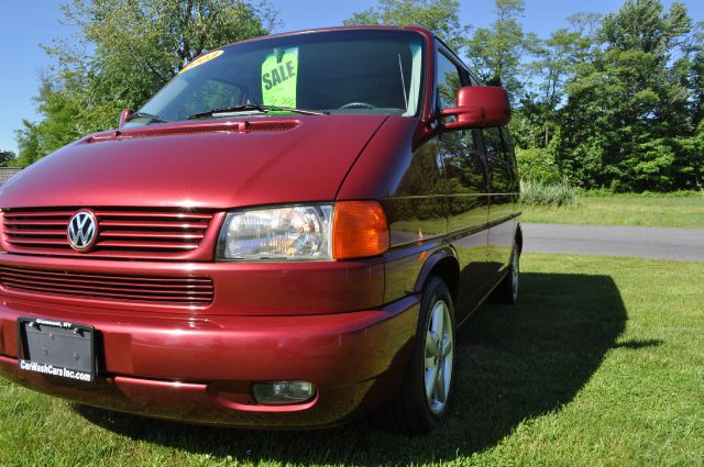 2003 Volkswagen EuroVan Deluxe Sport