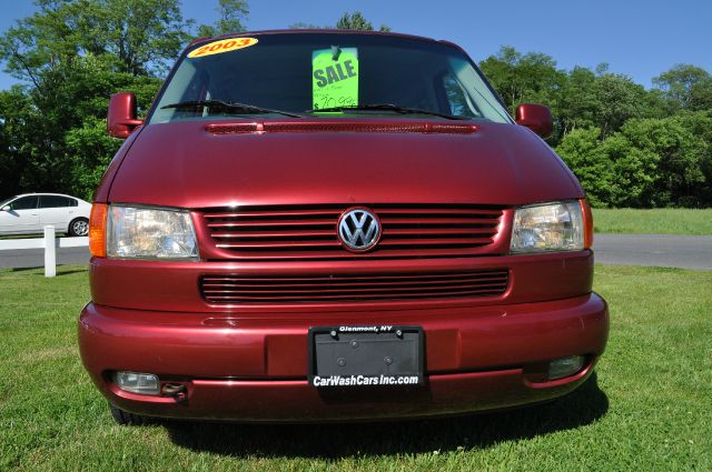 2003 Volkswagen EuroVan Deluxe Sport