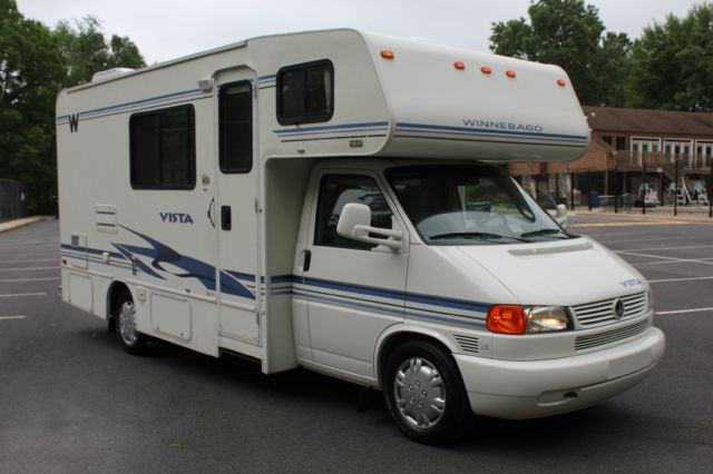 2003 Volkswagen EuroVan Deluxe Sport