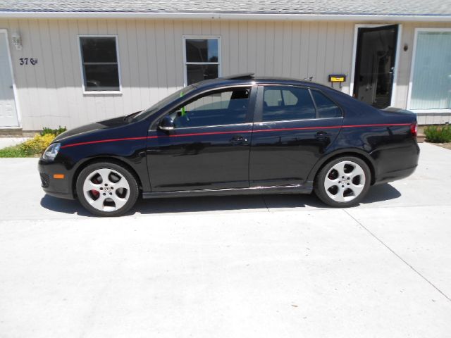 2009 Volkswagen GLI 4 Door Wagon HEMI