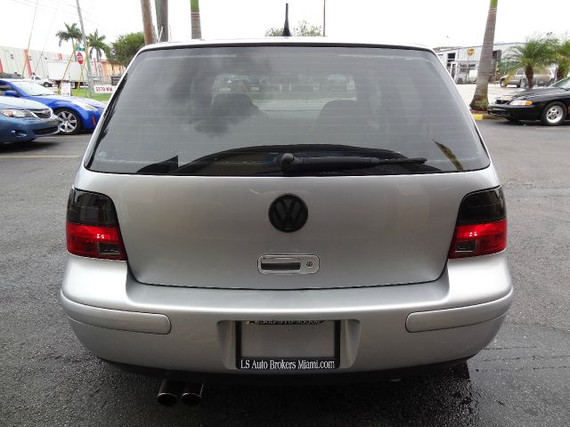 2002 Volkswagen GTI 2006 Mercury Premier