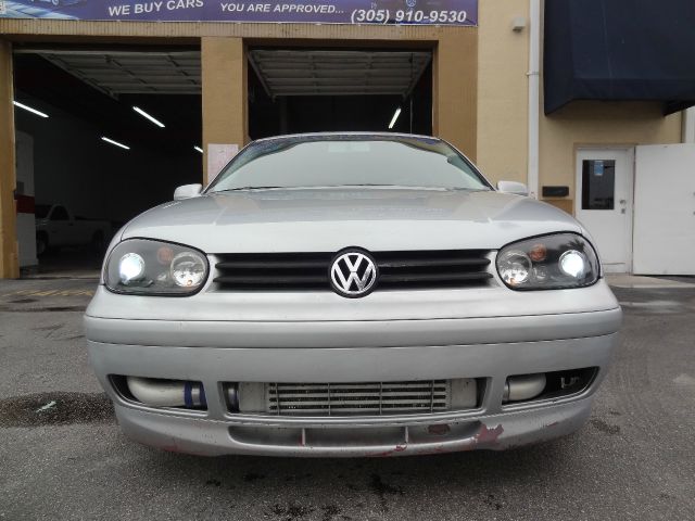 2002 Volkswagen GTI 2006 Mercury Premier