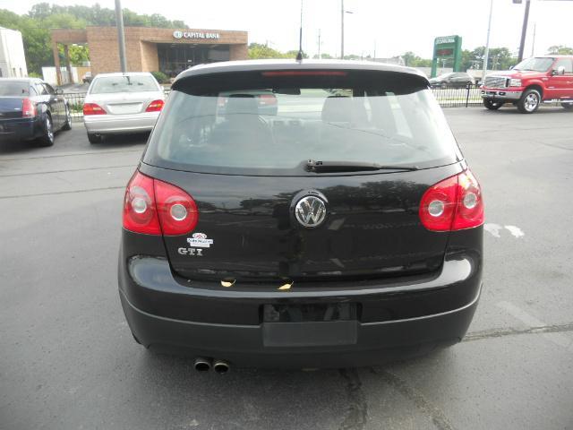 2007 Volkswagen GTI CLUB Wideside 1