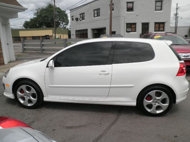 2007 Volkswagen GTI Club Coupe Wideside 141.5