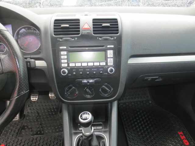 2007 Volkswagen GTI Club Coupe Wideside 141.5