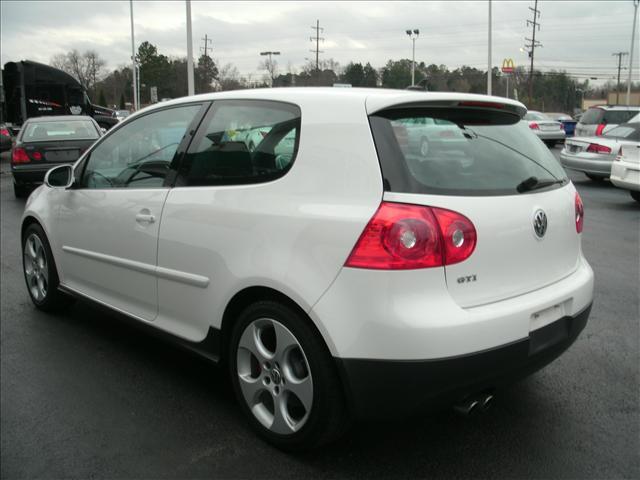 2008 Volkswagen GTI CLUB Wideside 1