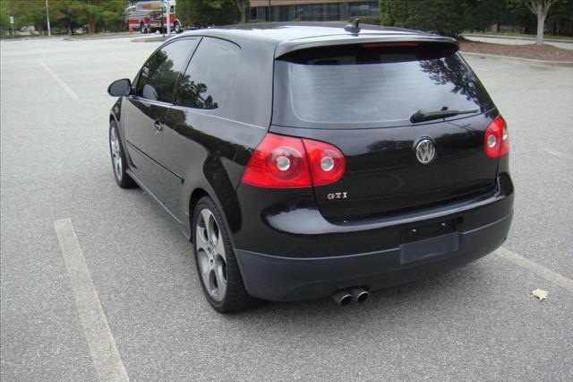 2008 Volkswagen GTI Premium Sport Utility 4D