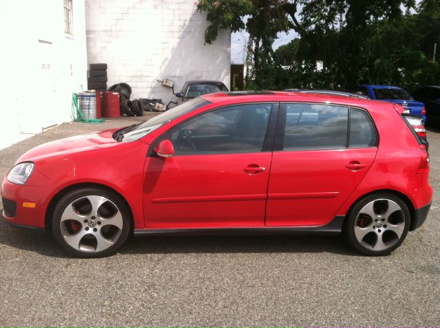 2009 Volkswagen GTI CLUB Wideside 1