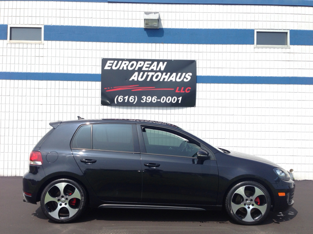 2010 Volkswagen GTI CLUB Wideside 1