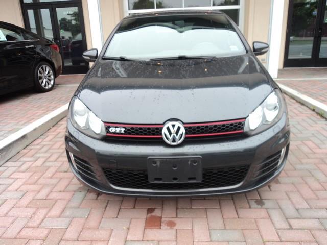 2010 Volkswagen GTI Wagon SE