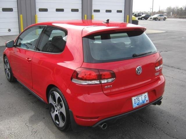 2010 Volkswagen GTI Wagon SE