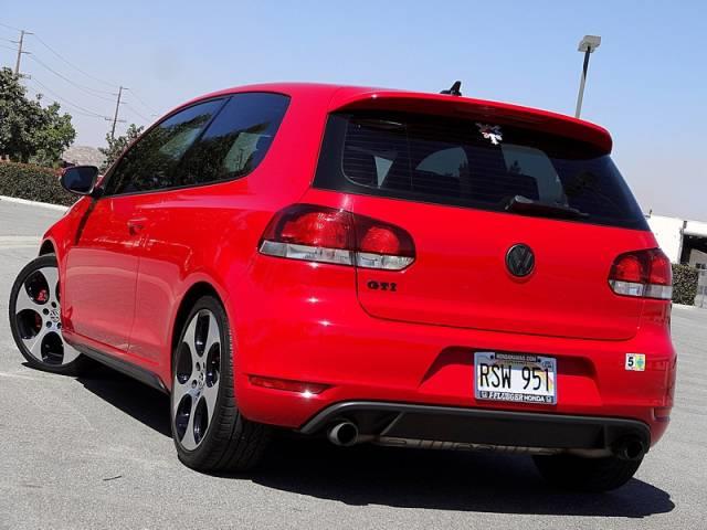 2011 Volkswagen GTI Sport 4 Door 4x4