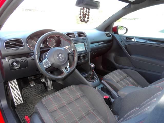 2011 Volkswagen GTI Sport 4 Door 4x4