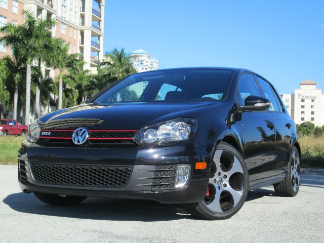 2011 Volkswagen GTI CLUB Wideside 1