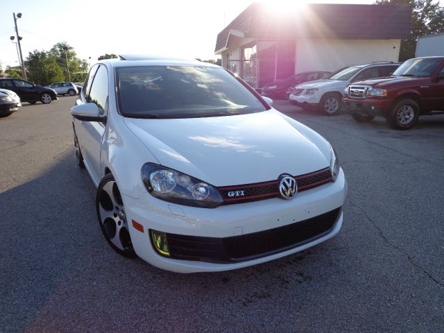 2011 Volkswagen GTI Club Coupe Wideside 141.5