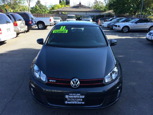 2011 Volkswagen GTI CLUB Wideside 1