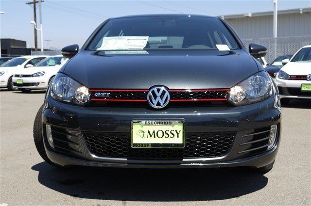 2012 Volkswagen GTI AWD W/1sasunroof