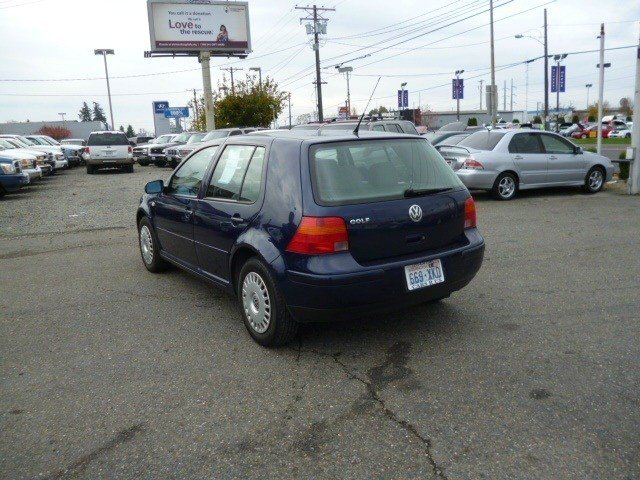 2000 Volkswagen Golf FWD 4dr Sport