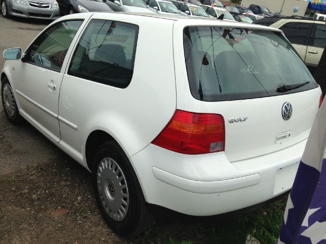 2000 Volkswagen Golf Unknown