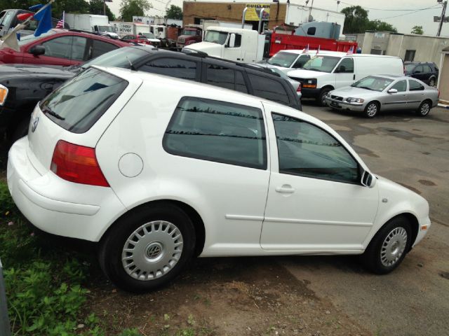 2000 Volkswagen Golf Unknown