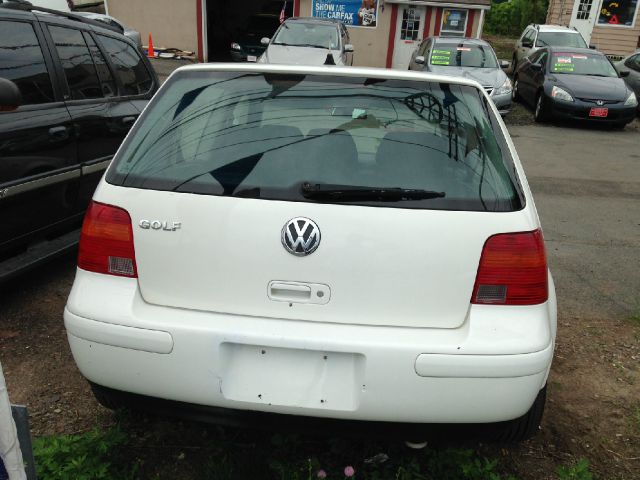 2000 Volkswagen Golf Unknown