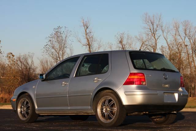 2001 Volkswagen Golf FWD 4dr Sport