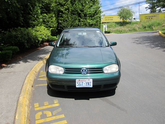 2001 Volkswagen Golf I-4 Manual