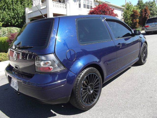 2001 Volkswagen Golf I-4 Manual