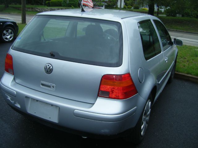 2001 Volkswagen Golf I-4 Manual