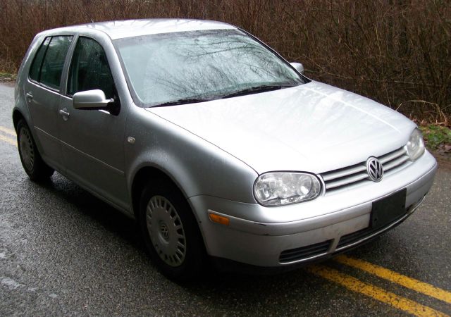 2002 Volkswagen Golf 4dr 112 WB AWD