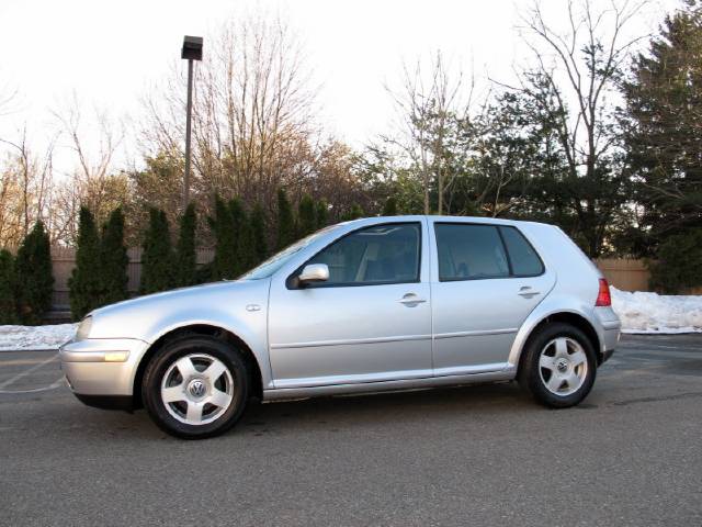 2002 Volkswagen Golf FWD 4dr Sport