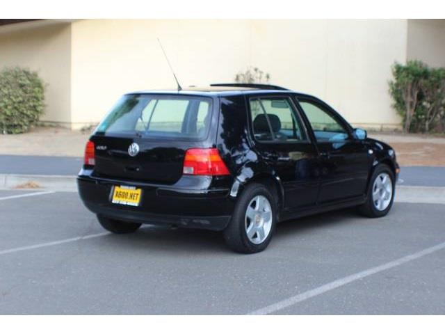 2002 Volkswagen Golf FWD 4dr Sport