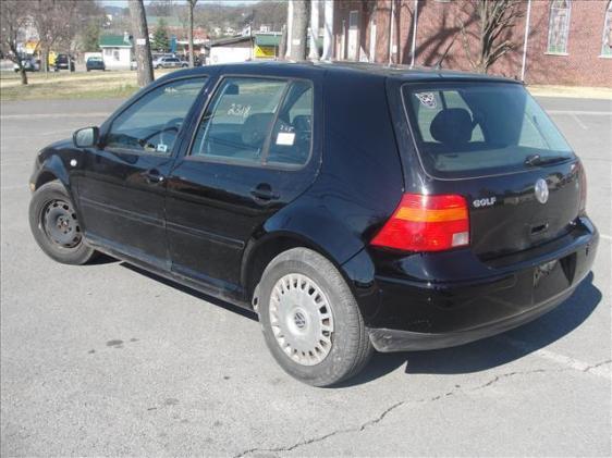 2002 Volkswagen Golf S Sedan