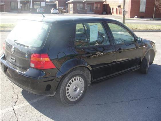 2002 Volkswagen Golf S Sedan