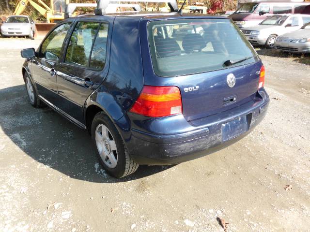 2002 Volkswagen Golf 4dr 112 WB AWD