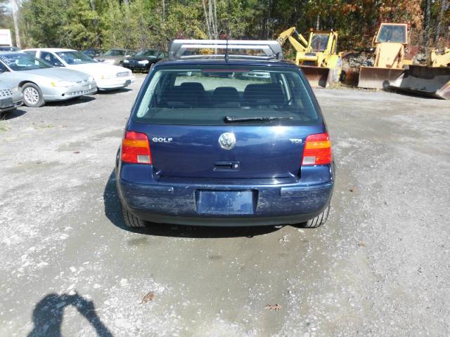 2002 Volkswagen Golf 4dr 112 WB AWD