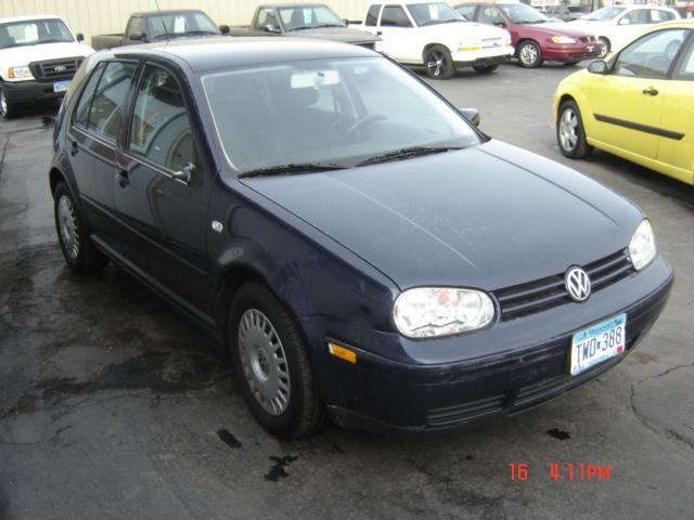 2002 Volkswagen Golf FWD 4dr Sport