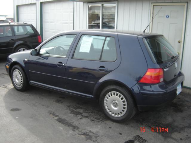 2002 Volkswagen Golf FWD 4dr Sport