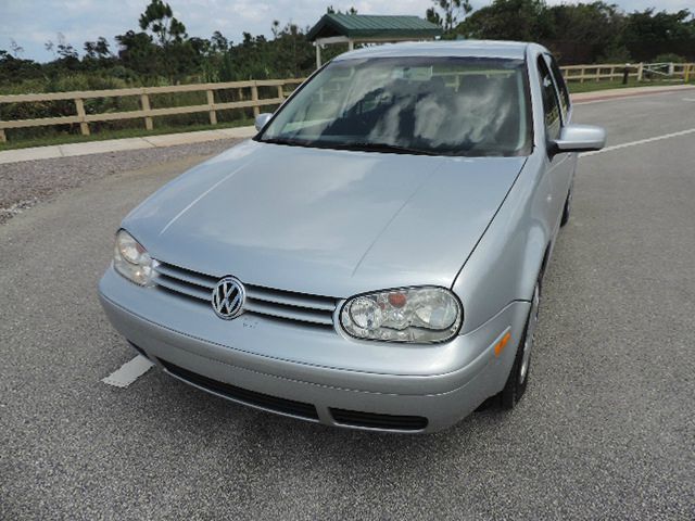 2003 Volkswagen Golf Sle-1 FWD